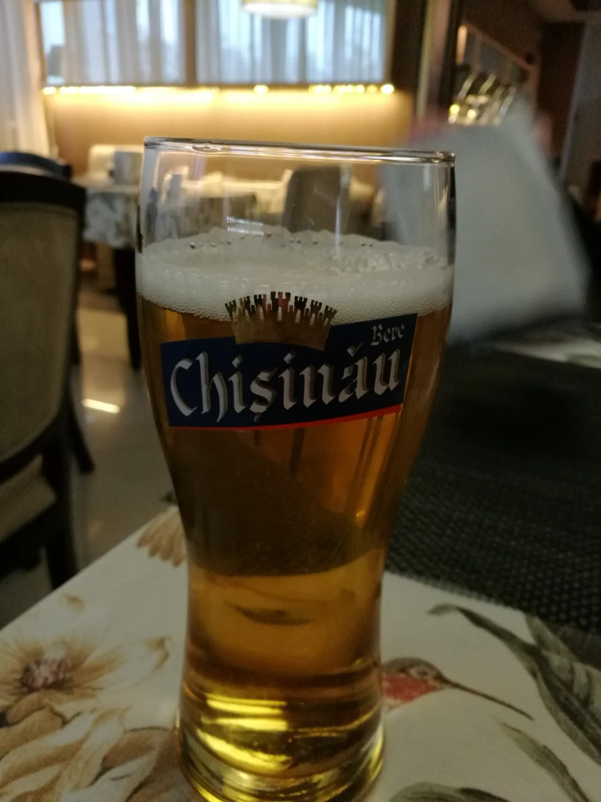 Chisinau é uma cerveja lager produzida pela cervejaria Bere Chisinau (também conhecida como Compania de Bere din Moldova), em Chisinau, capital da Moldávia. Fundada em 1875, é a marca de cerveja mais antiga e popular do país, com longa tradição na região. É uma lager clara e refrescante, de corpo leve, com graduação alcoólica em torno de 5%, típica do estilo europeu do Leste.