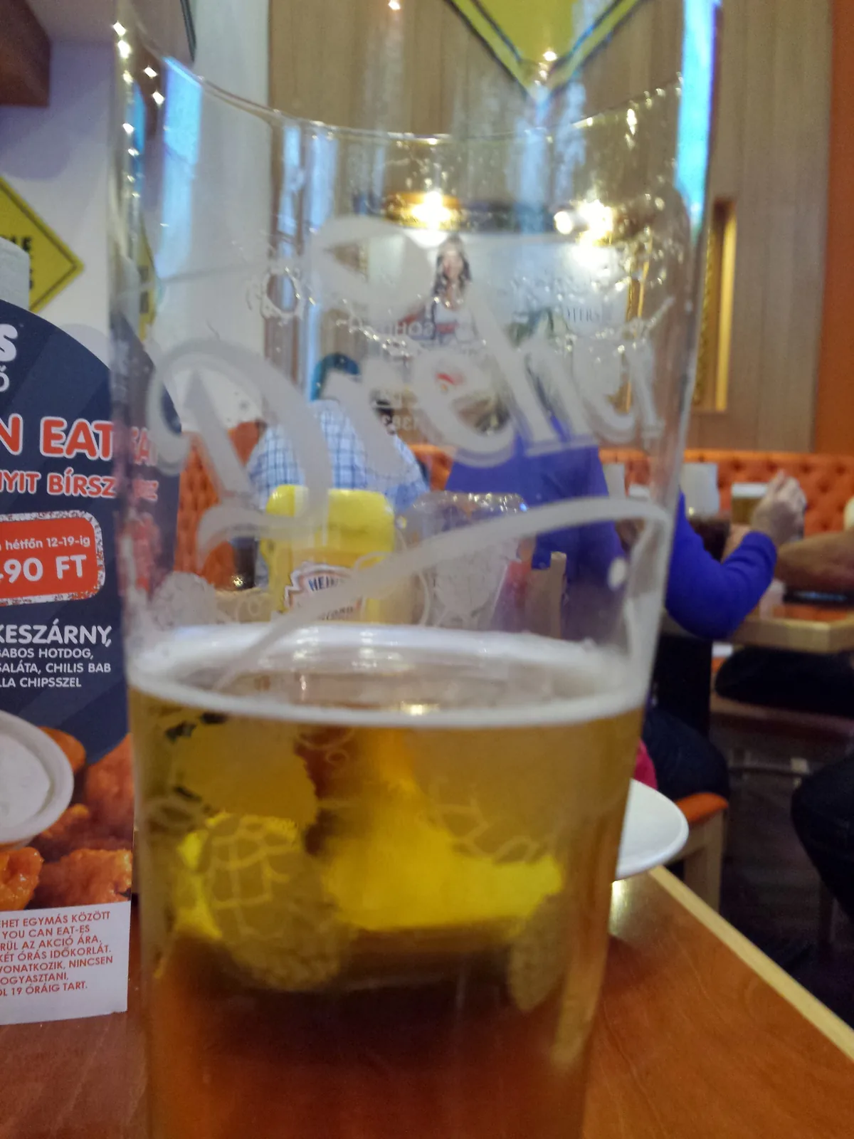 Dreher é uma cerveja/marca húngara clássica, produzida pela Dreher Sörgyárak em Budapeste, no bairro de Kőbánya. A cervejaria tem origem no século XIX: a história oficial da marca diz que a cervejaria de Kőbánya foi aberta em 1854 e depois associada a Antal/Anton Dreher, figura importante na popularização da lager de baixa fermentação na região.